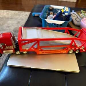 Disney Cars Rust-eze Mack Semi Truck Trailer